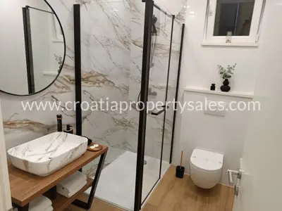 Villa 237 m², Šolta - modern villa with pool and wellness area - 9