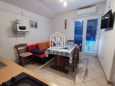 Haus 335 m² in Tribunj, 3 Wohneinheiten - 21