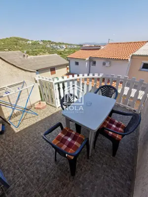 Haus 335 m² in Tribunj, 3 Wohneinheiten - 20