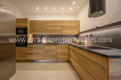 Villa in Rogoznica, quiet bay and sea view - 7