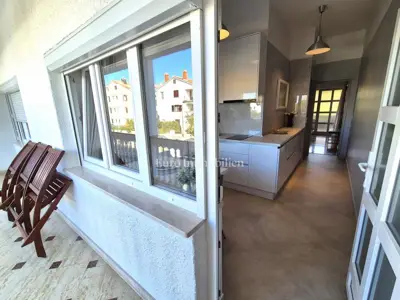 Newly renovated ground-floor apartment with garden area - 10