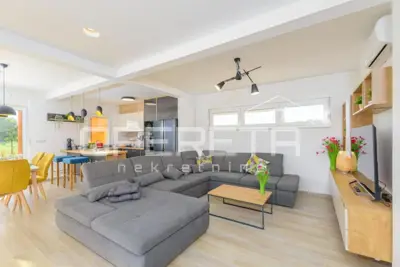 House 156 m², Svetvinčenat - quiet settlement and pool - 5