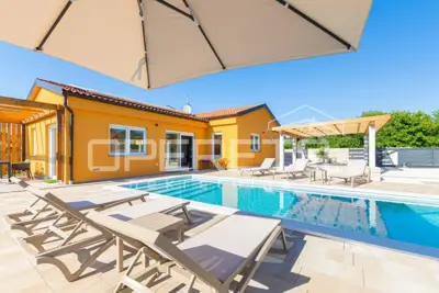 House 156 m², Svetvinčenat - quiet settlement and pool - 20