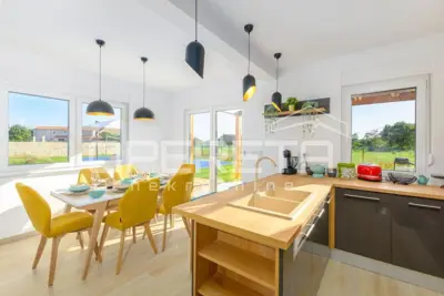 House 156 m², Svetvinčenat - quiet settlement and pool - 8