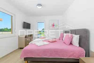 House 156 m², Svetvinčenat - quiet settlement and pool - 11