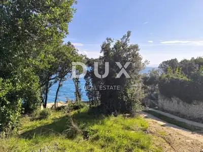 ISTRA, PERUŠKI - Zemljište 2. red do mora s kamp kućicom, solarne, vod - 6