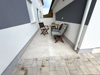 House 195 m², Šišan - quiet street and two apartments - 2