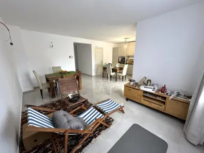 House 195 m², Šišan - quiet street and two apartments - 19