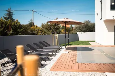 Kuća 196 m², Pomer, mirna lokacija blizu mora - 6