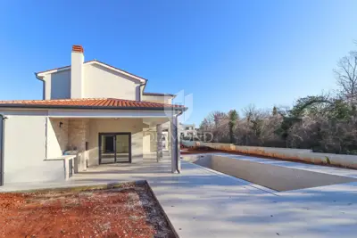 Villa 200 m², Poreč - pool 45 m² and balcony 25 m² - 3