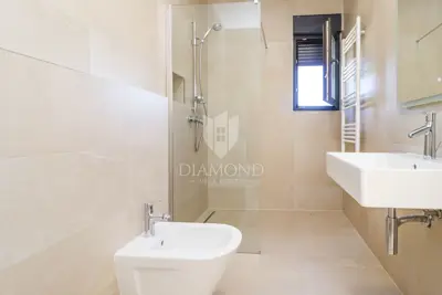 Villa 200 m², Poreč - pool 45 m² and balcony 25 m² - 12