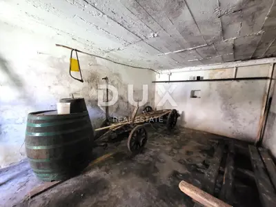 ISTRA, BARBAN - Mehrere Objekte zur Adaptierung in ruhiger Lage - 17