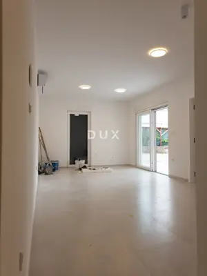 Apartman 68,6 m², Vodice - Stablinac, novogradnja i terasa