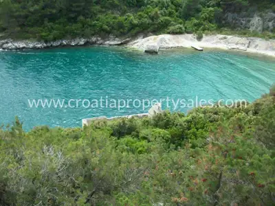 Agricultural land 30,500 m², Brač - first row to the sea - 5
