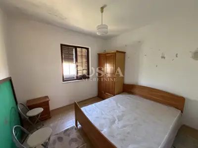 Kuća 160 m², Vrsi - centar mjesta, adaptacija - 14