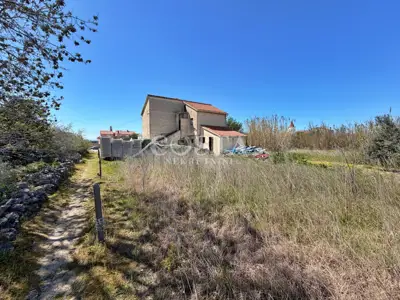 Kuća 160 m², Vrsi - centar mjesta, adaptacija - 3