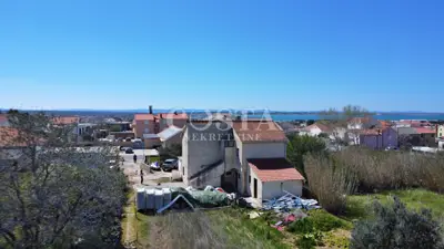 Kuća 160 m², Vrsi - centar mjesta, adaptacija