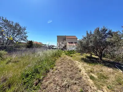 Kuća 160 m², Vrsi - centar mjesta, adaptacija - 16