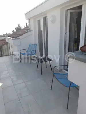 Marjan Split, long-term rent 2 rooms - 2