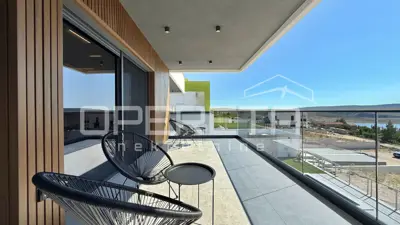 Vila s panoramskim pogledom na more i Velebit, 275 m² - 19