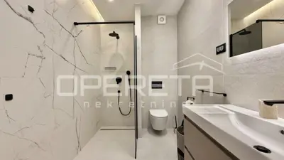 Vila s panoramskim pogledom na more i Velebit, 275 m² - 11