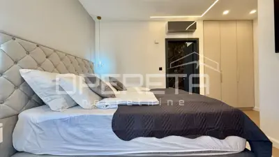 Vila s panoramskim pogledom na more i Velebit, 275 m² - 9