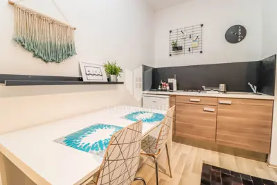 Apartmanska kuća 153 m², Rovinj centar, 5 jedinica - 8