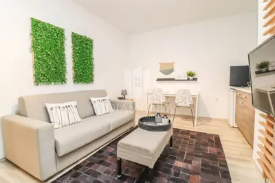 Apartmanska kuća 153 m², Rovinj centar, 5 jedinica - 3