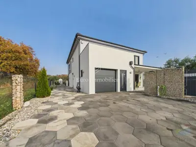 Kuća 291 m², Medulin - grijani bazen i jacuzzi - 3