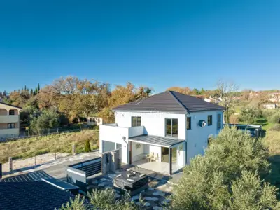 House 291 m², Medulin - heated pool and jacuzzi