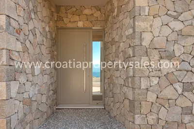 Kuća, Šolta, 320 m², 1 500 000 € - 16