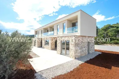 Kuća, Šolta, 320 m², 1 500 000 € - 2
