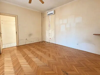 Stan 76 m², Rijeka Centar - za potpunu adaptaciju - 7