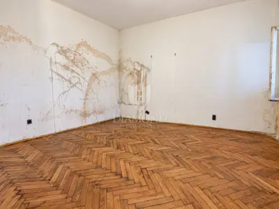 Stan 76 m², Rijeka Centar - za potpunu adaptaciju - 8
