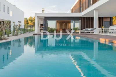 Villa 300 m², Primošten - Infinity-Pool und Meerblick - 9