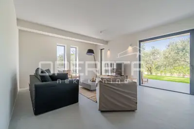 Haus 167 m², Poreč - in der Endphase des Baus - 17