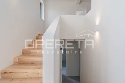Haus 167 m², Poreč - in der Endphase des Baus - 20