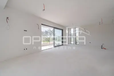 Haus 167 m², Poreč - in der Endphase des Baus - 3