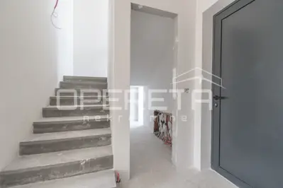 Haus 167 m², Poreč - in der Endphase des Baus - 7