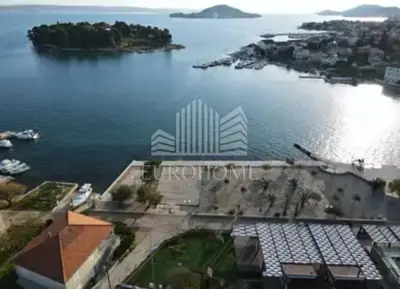House 362 m², Preko - 30 m from the sea and beach