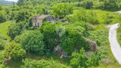 House 443 m², Motovun - panoramic views - 3