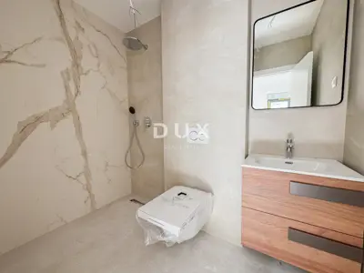 Wohnung 95 m², Opatija - Centar, Terrasse mit Jacuzzi und Garage - 16