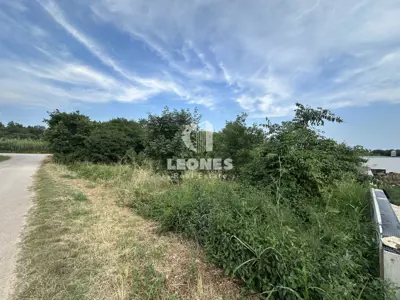 Baugrundstück, Novigrad - ruhige Lage nahe dem Meer - 2