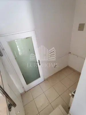 Gewerberaum 61 m², Trešnjevka - gepflegtes Ladenlokal zur Straße - 11