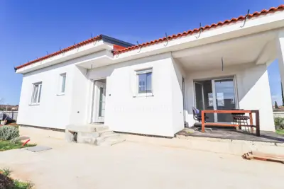 Haus zum Kauf in Centar, 90 m² - 3