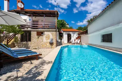 Haus 205 m², Vrbnik - beheizter Pool und Garten - 7