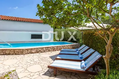 Haus 205 m², Vrbnik - beheizter Pool und Garten - 10