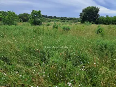 Building plot 829 m², Vodnjan - quieter part