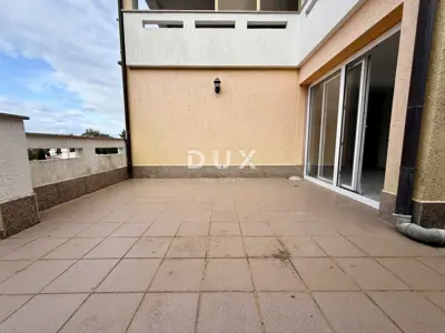 Apartment 79 m², Njivice - 3 bedrooms and terrace