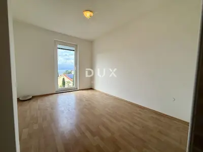 Apartment 79 m², Njivice - 3 bedrooms and terrace - 6